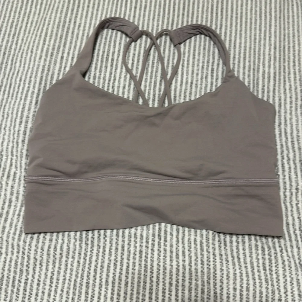 Lululemon sports bra - Picture 3 of 4